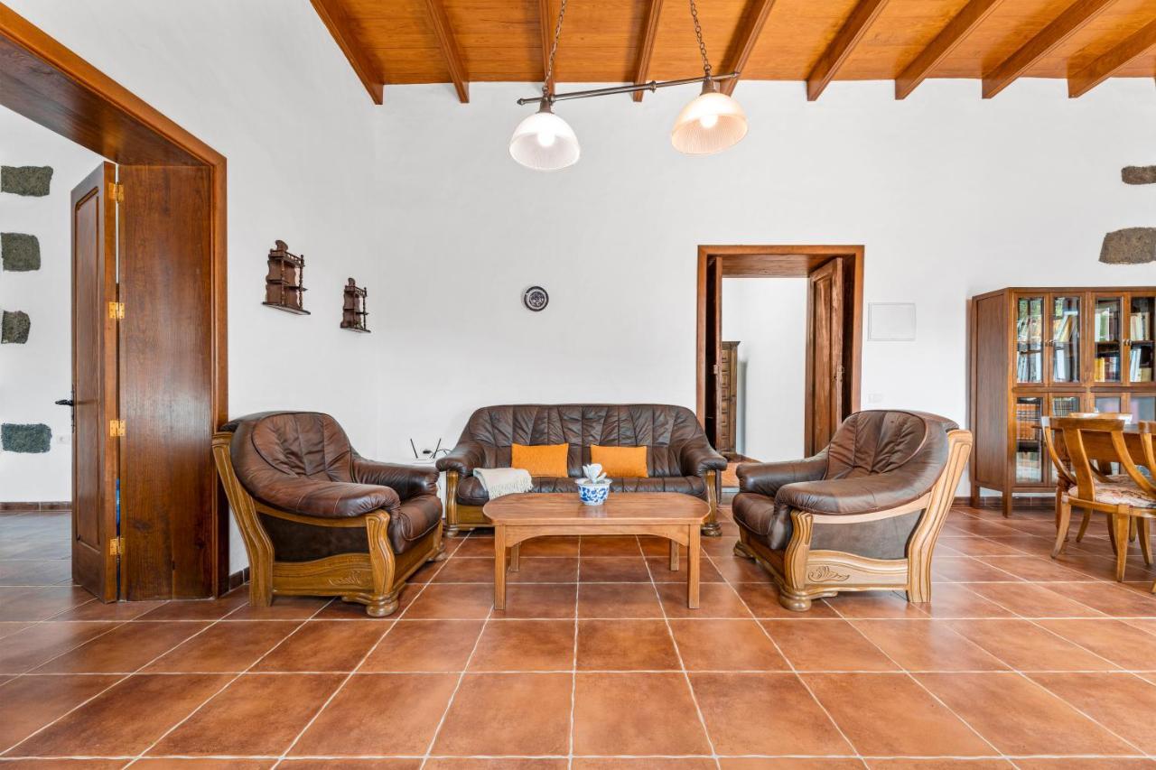 Petit La Geria Lanzarote Tías